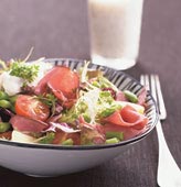 Rostbiffsallad med krämig krassedressing