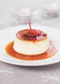 Crème caramel med grenadinsyltade apelsinskal