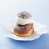 Semlor med kardemumma och citron