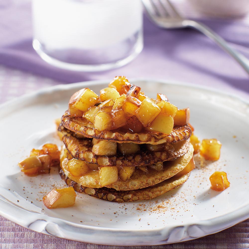 Plättar med stekta kaneläpplen