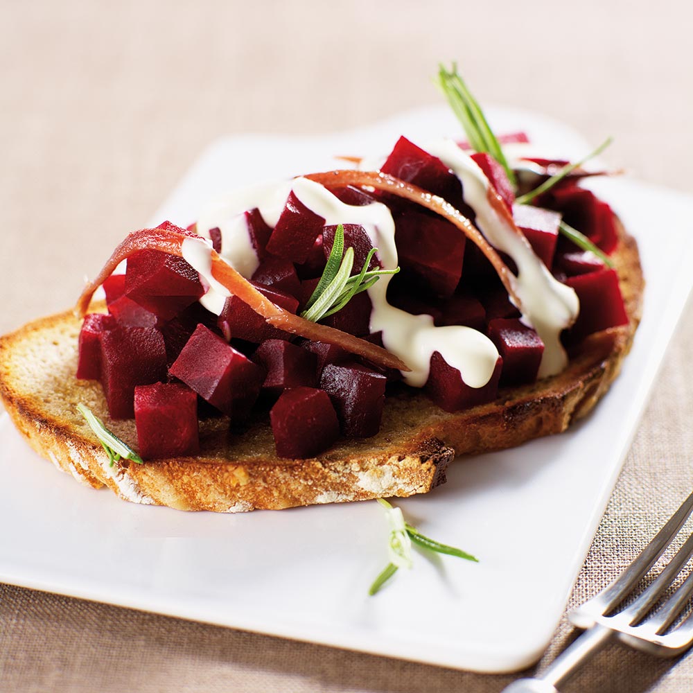 Bruschetta med rödbetor och sardeller